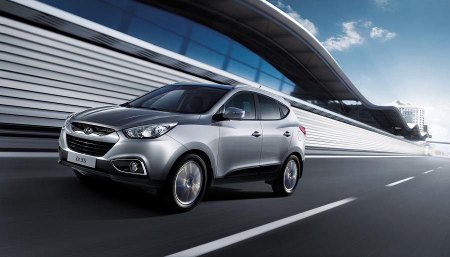  Hyundai ix35 2010 года  (фото 37 из 114)